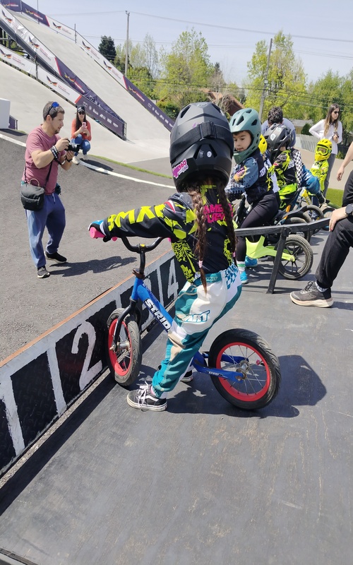 filter: 0; fileterIntensity: 0.0; filterMask: 0; brp_mask:0;
brp_del_th:null;
brp_del_sen:null;
delta:null;
module: photo;hw-remosaic: false;touch: (-1.0, -1.0);sceneMode: 8;cct_value: 0;AI_Scene: (-1, -1);aec_lux: 0.0;aec_lux_index: 0;albedo:  ;confidence:  ;motionLevel: -1;weatherinfo: null;temperature: 34;