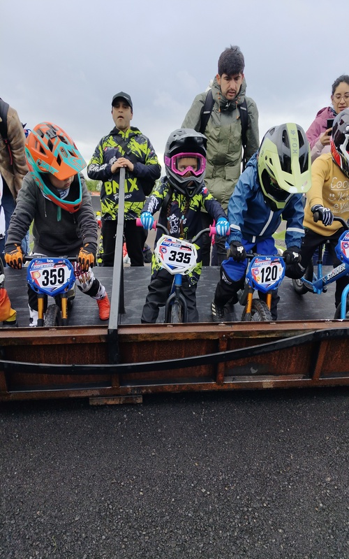 filter: 0; fileterIntensity: 0.0; filterMask: 0; brp_mask:0;
brp_del_th:null;
brp_del_sen:null;
delta:null;
module: photo;hw-remosaic: false;touch: (-1.0, -1.0);sceneMode: 8;cct_value: 0;AI_Scene: (-1, -1);aec_lux: 0.0;aec_lux_index: 0;albedo:  ;confidence:  ;motionLevel: -1;weatherinfo: null;temperature: 17;